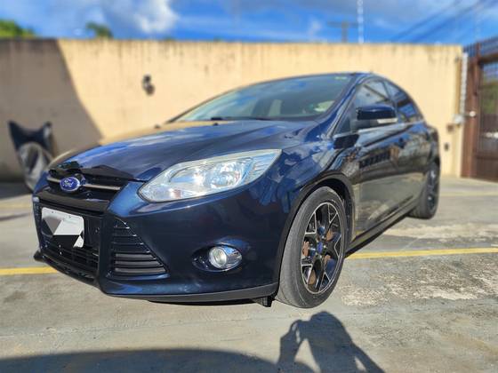 FORD FOCUS 2.0 TITANIUM SEDAN 16V FLEX 4P POWERSHIFT